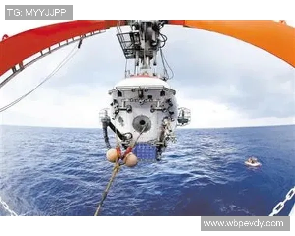 海上足球场的奇幻旅程探索海洋与运动的完美结合